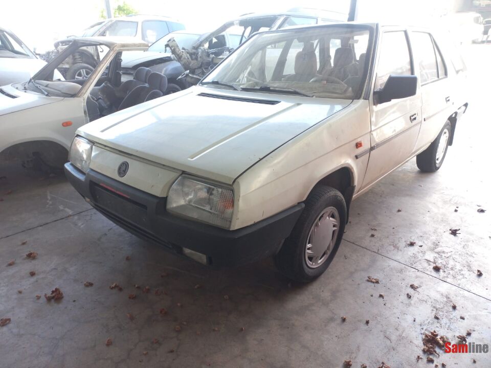 SKODA FORMAN 1.3 135L (1993 MODEL)
