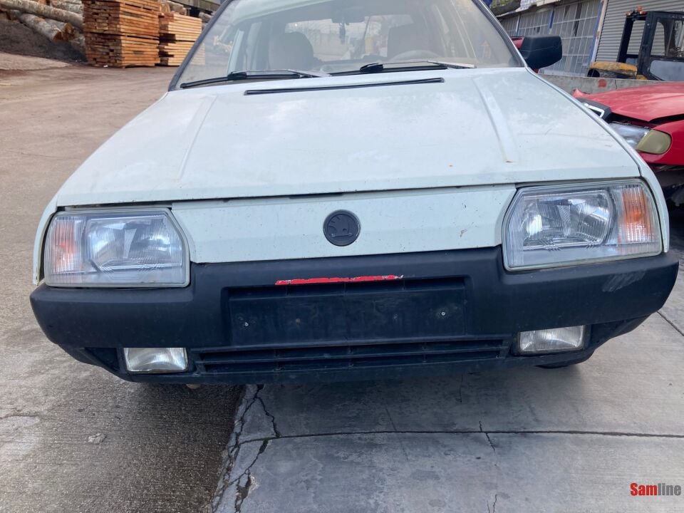 SKODA FORMAN 135L (1993 MODEL)