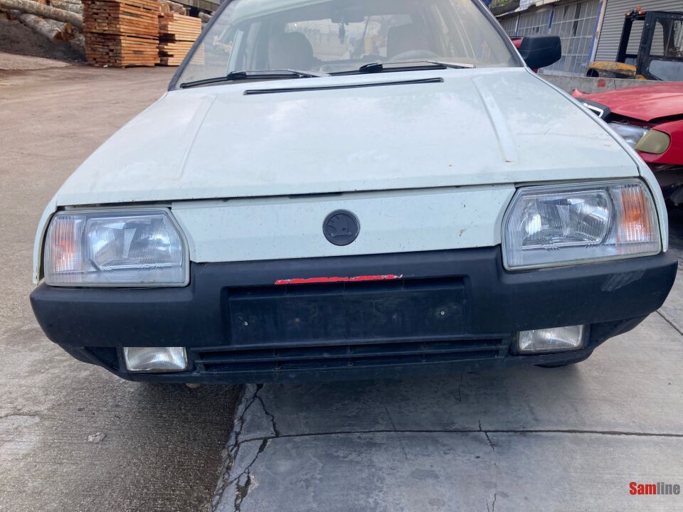 SKODA FORMAN 1.3 135L (1993 MODEL)