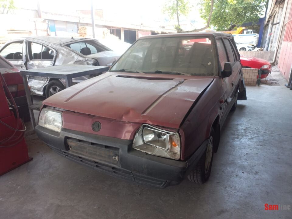 SKODA FORMAN 135L (1992 MODEL)