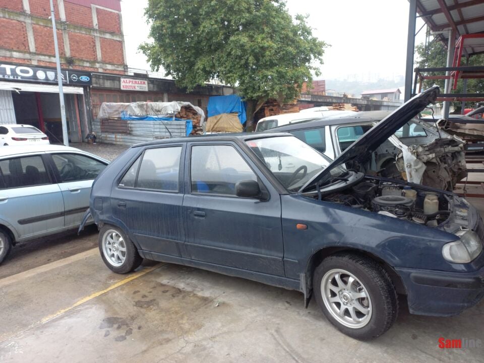 SKODA FELİCİA 1.3 LX (1996 MODEL)