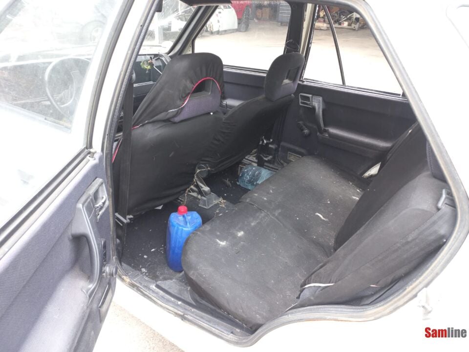 SKODA FORMAN 135LX (1994 MODEL)