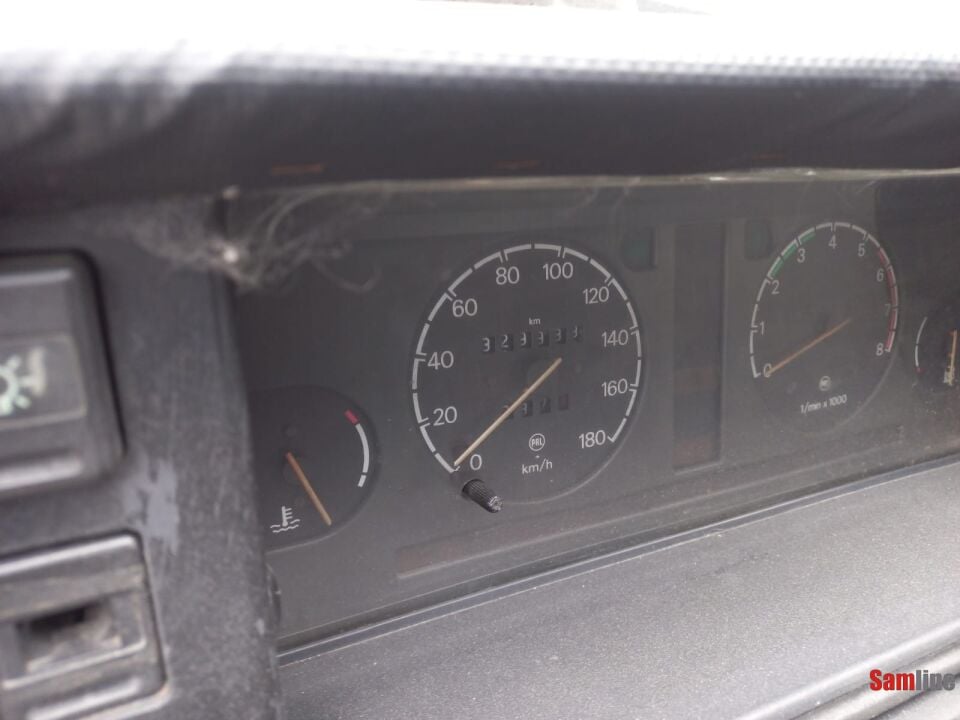 SKODA FORMAN 135LX (1994 MODEL)