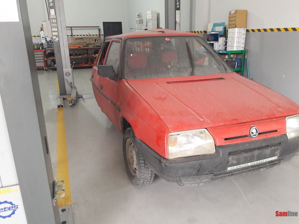 SKODA FAVORİT 135 LX (1993 MODEL)