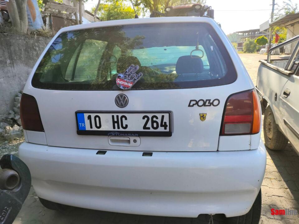 VOLKSWAGEN POLO 1.6 (1997 MODEL)