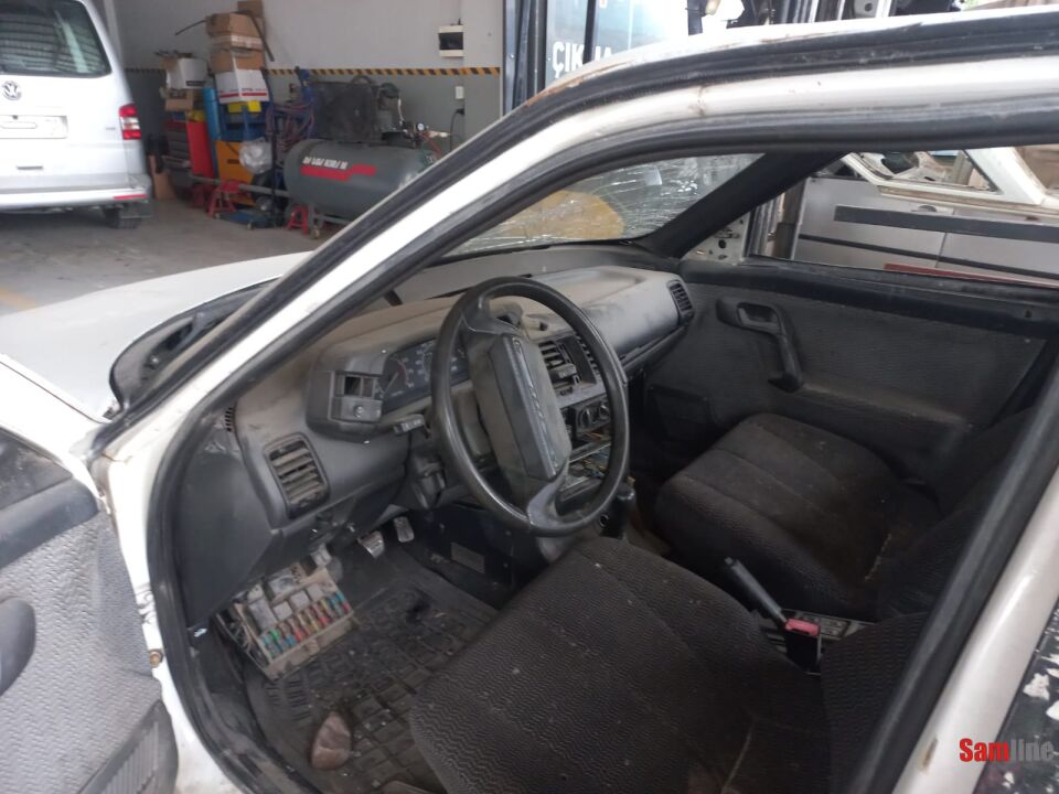 LADA VEGA 2110 1.5İ SEDAN (2000 MODEL)