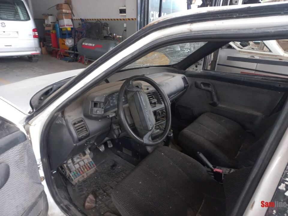 LADA VEGA 2110 1.5İ SEDAN (2000 MODEL)