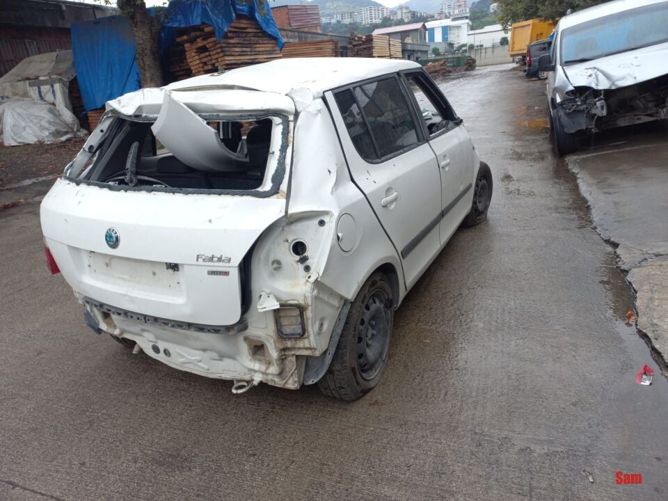 SKODA FABIA 1.2 AMBİANTE (2012 MODEL)