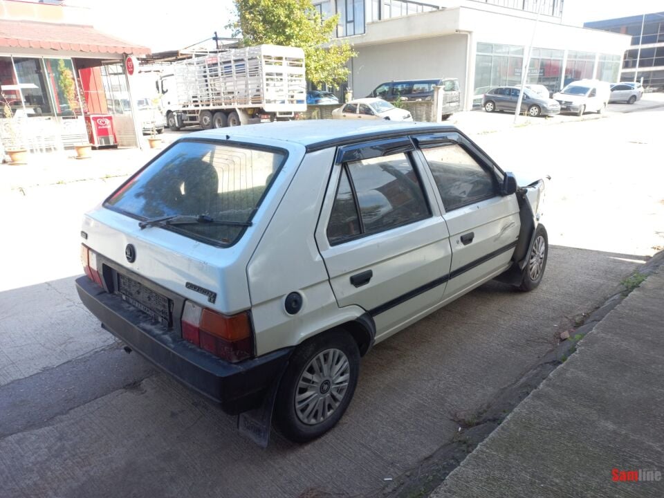 SKODA FAVORİT 1.3 135 LX (1994 MODEL)
