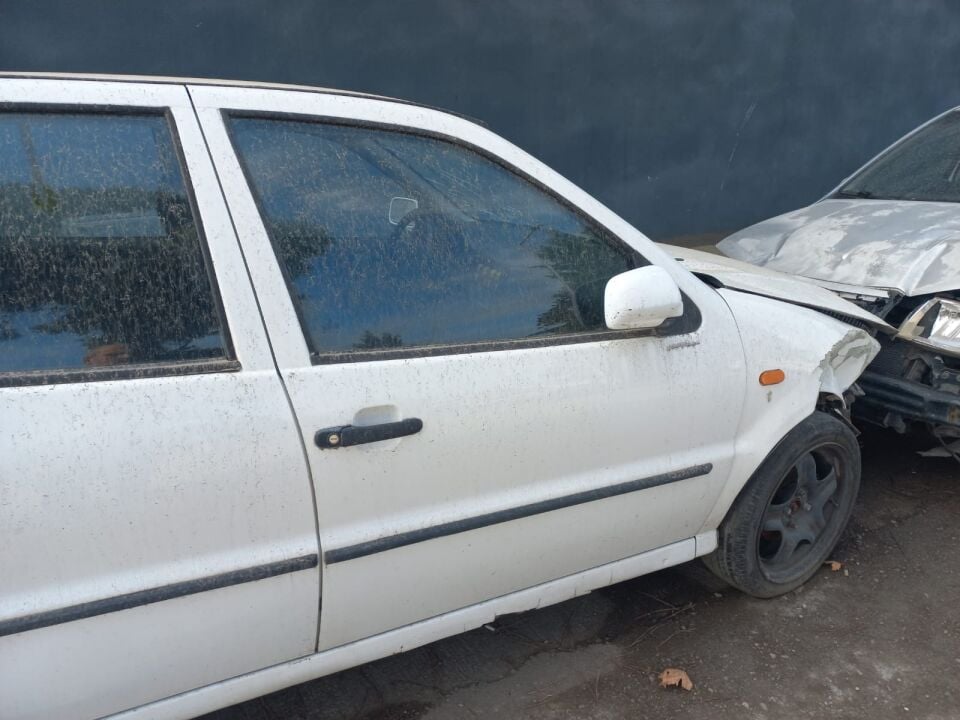 KAPI ÖN SAĞ VOLKSWAGEN POLO HB (1995-2001) 6N4831056F ÇIKMA