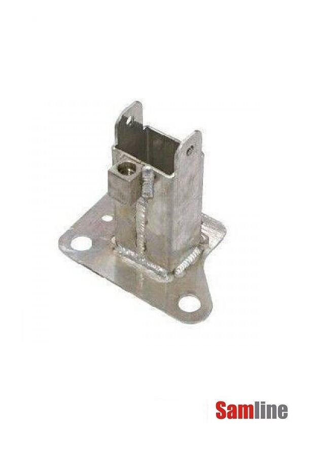 Ön Tampon Demiri Bağlantı Ayağı Braketi Sağ (Şase Uç Demiri) Renault Megane II Scenic II 8200011107